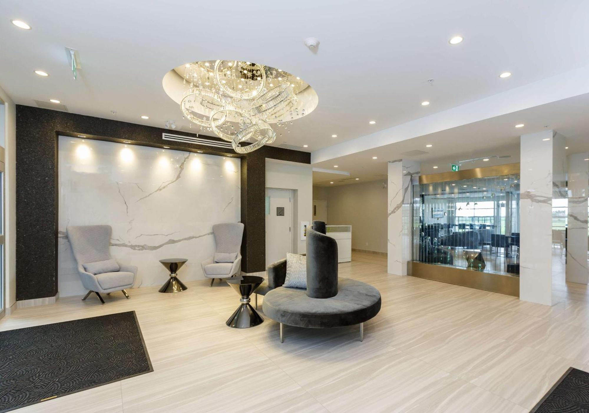 Executive Residency By Best Western Calgary City View North Екстериор снимка