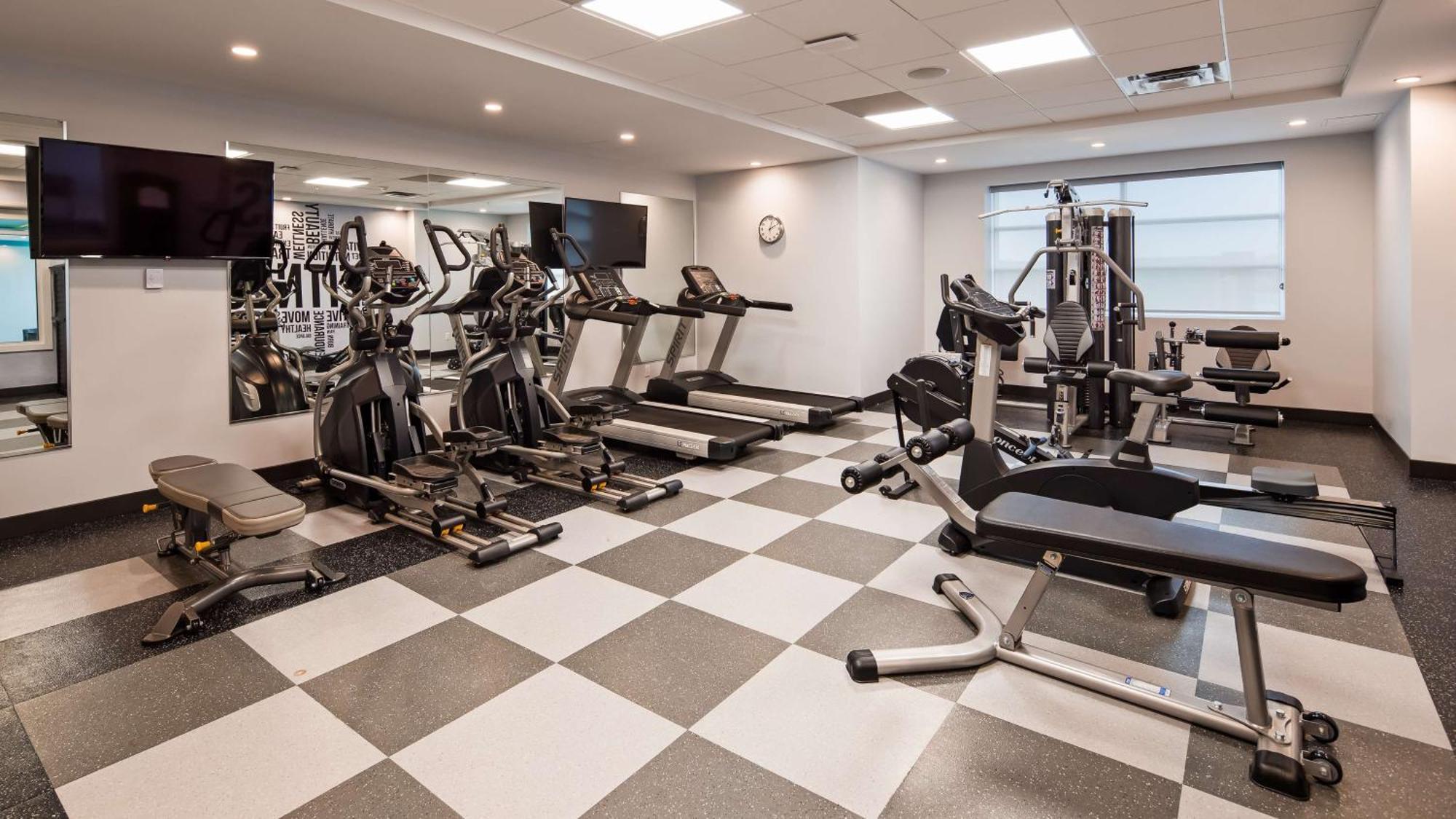 Executive Residency By Best Western Calgary City View North Екстериор снимка