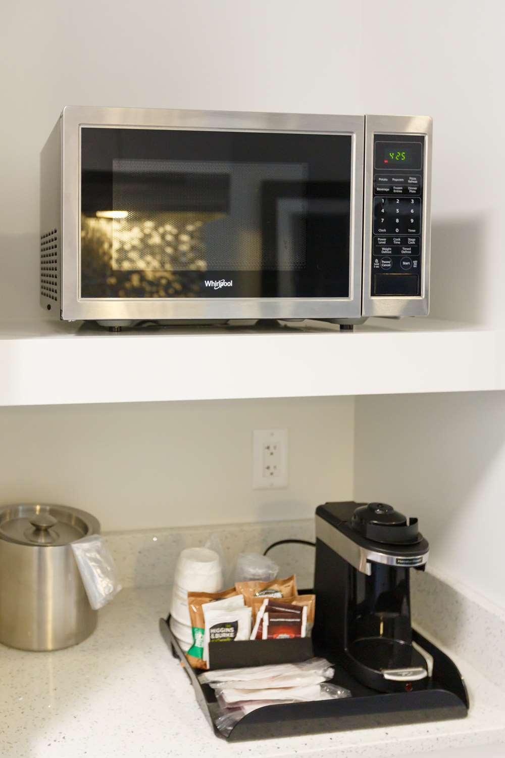 Executive Residency By Best Western Calgary City View North Екстериор снимка