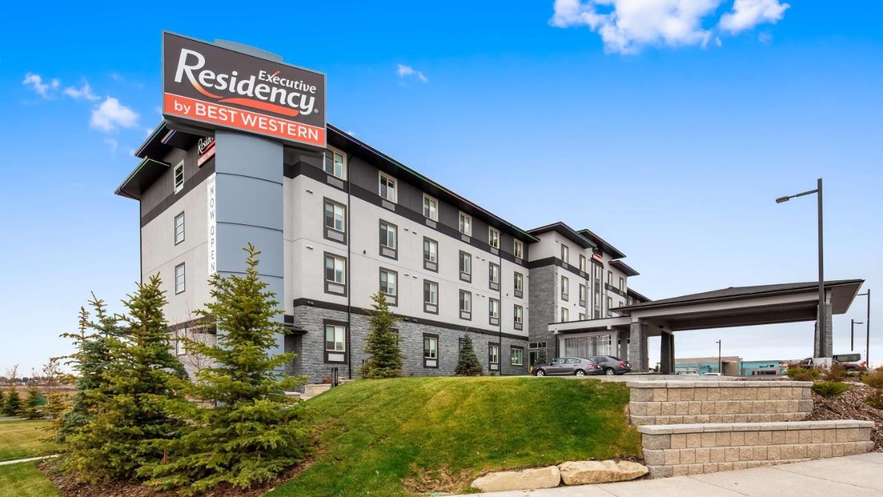 Executive Residency By Best Western Calgary City View North Екстериор снимка